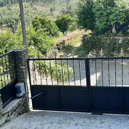 Holiday home A Casa Francesa Anceriz